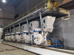 Termine de las raíces de madera, rama a la producción de madera de la pelotilla